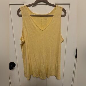 Naturals D & Co Butter Yellow Sleeveless Shirt Tank Top Size XL V-Neck